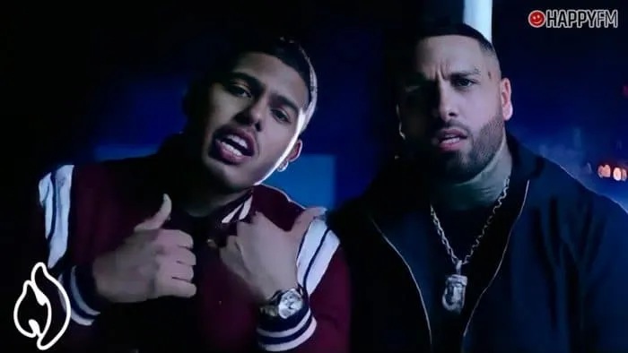 Nicky Jam y Myke Towers han unido sus voces en ‘Polvo’